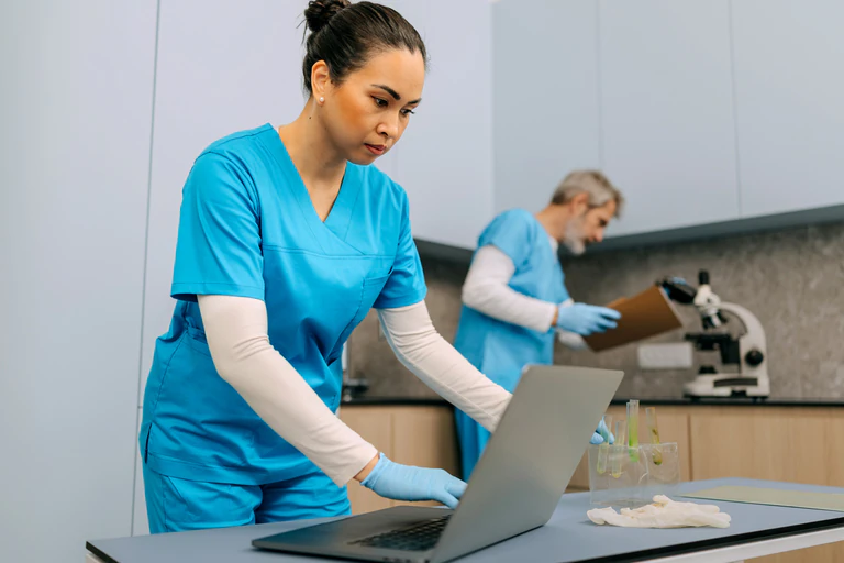 Allow students to browse and enroll in training